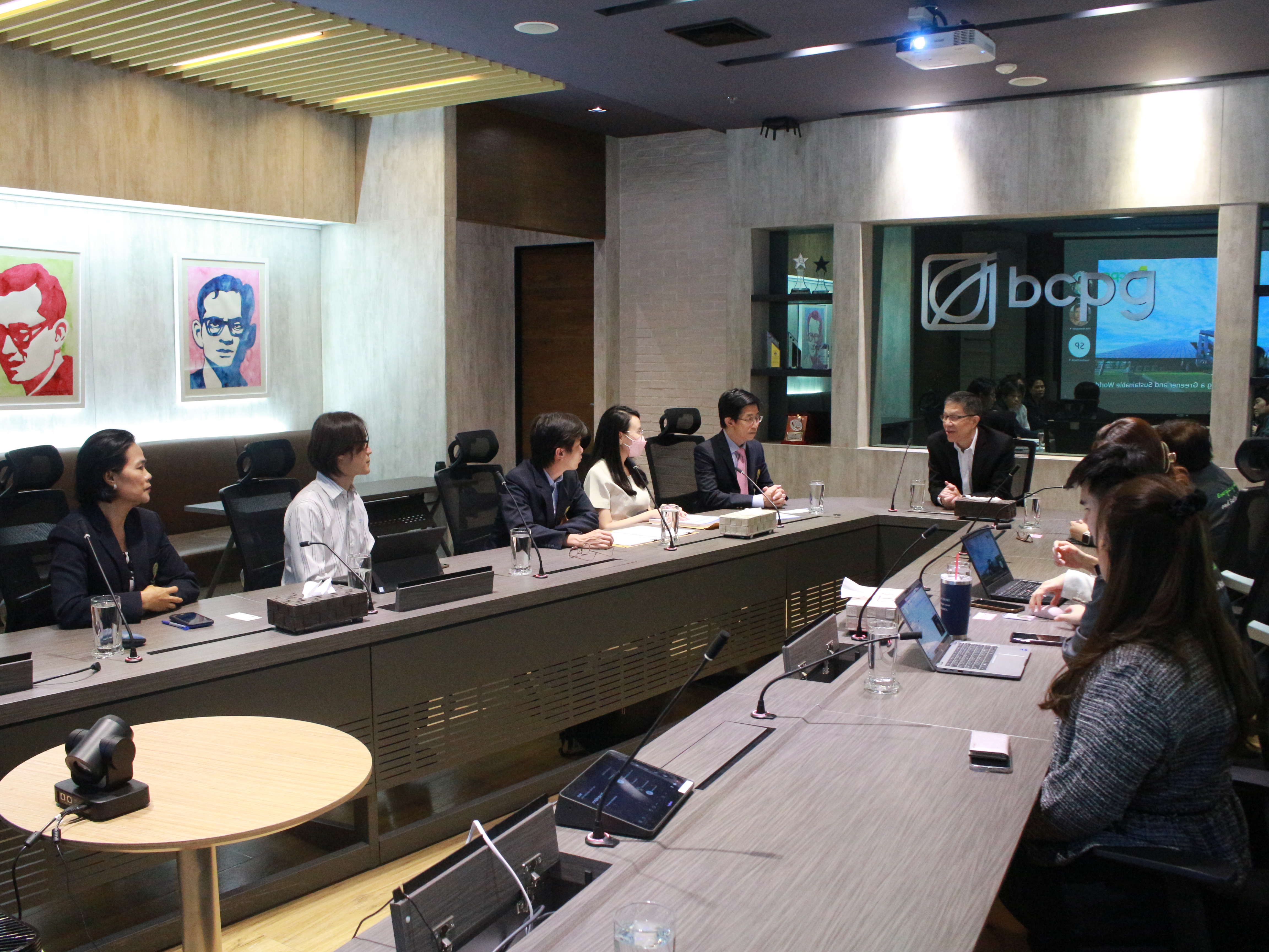 นักวิจัยของสถาบันฯ เข้าร่วมลงนามกับบริษัท บีซีพีจี จำกัด (มหาชน) (BCPG) (15 ส.ค.2566)